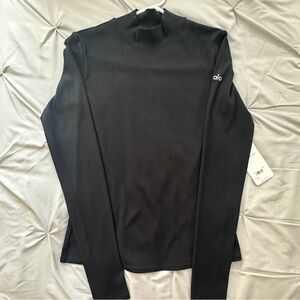 ALO Yoga Ribbed Black Top